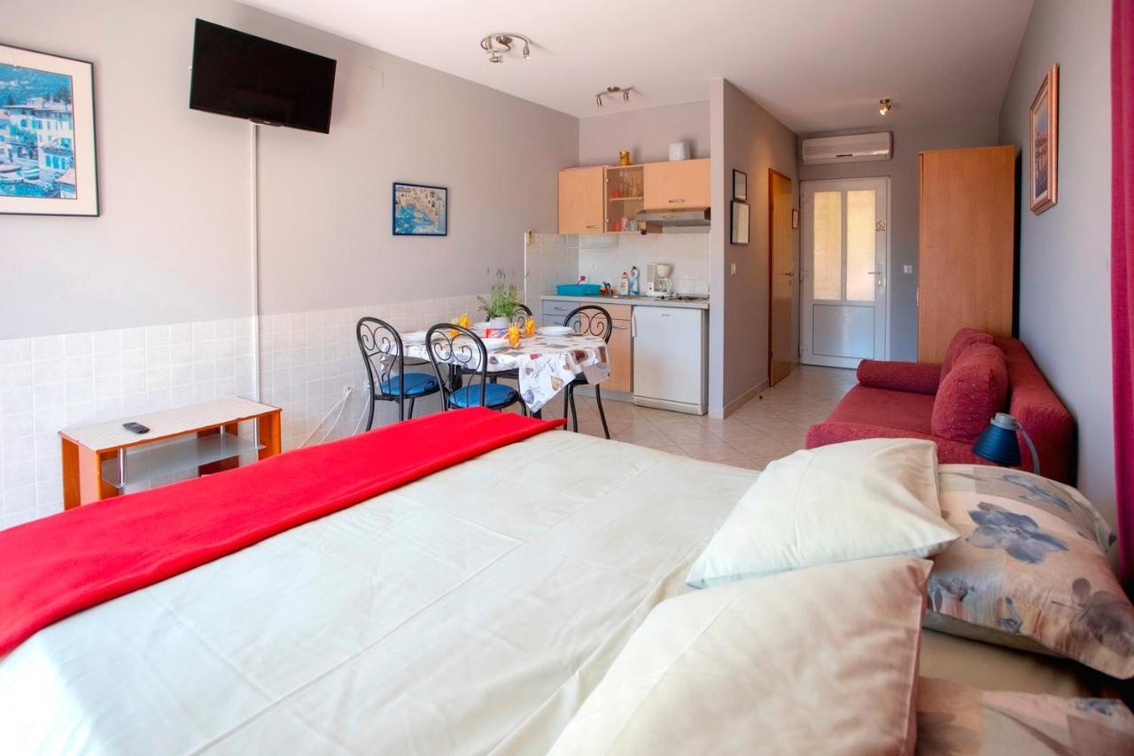 Villla Brigitte Tucepi Apartment Екстериор снимка