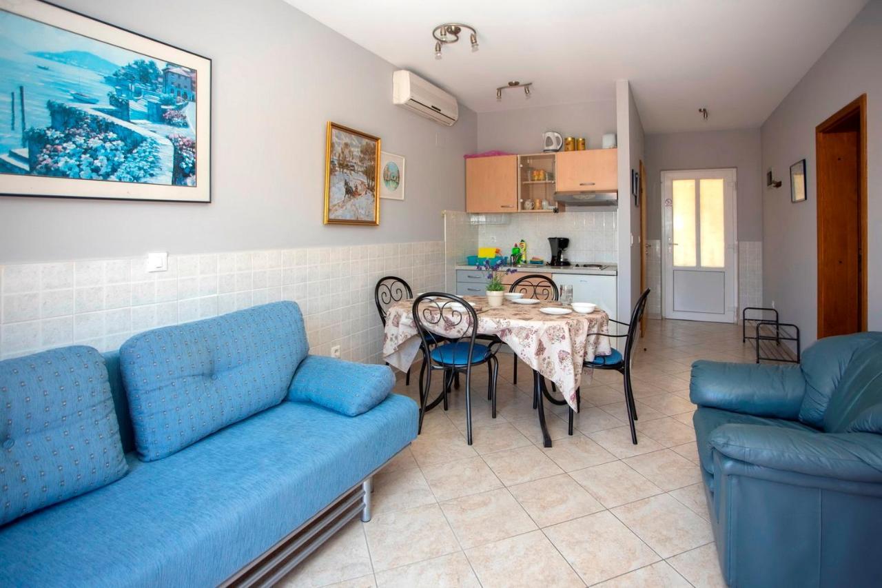Villla Brigitte Tucepi Apartment Екстериор снимка