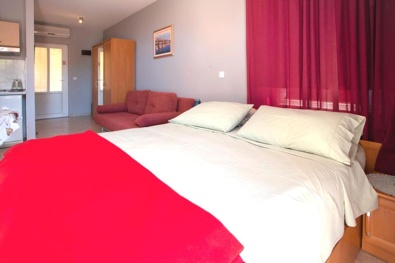 Villla Brigitte Tucepi Apartment Екстериор снимка
